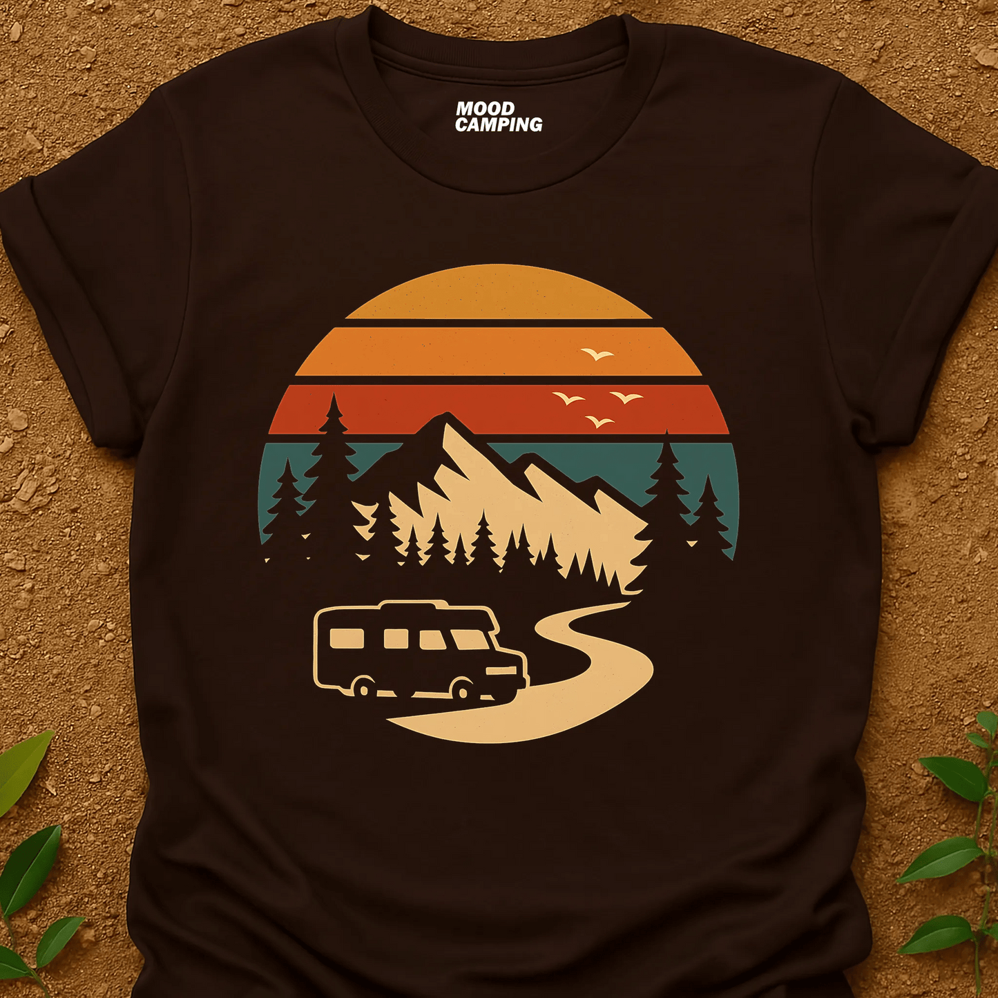 Retro Horizon T-Shirt - Mood Camping